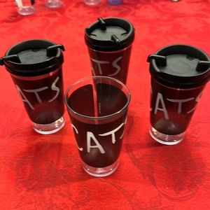 Broadway Vintage NYC cats musical refreshment plastic cups great condition Rare